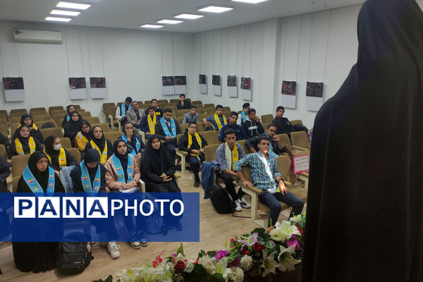 جلسه مجلس دانش‌آموزی ناحیه 4 شیراز 