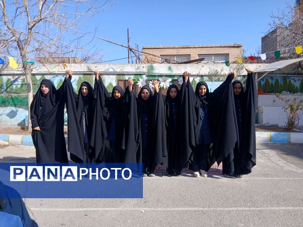 جشن اعیاد شعبانیه در هنرستان تلاش