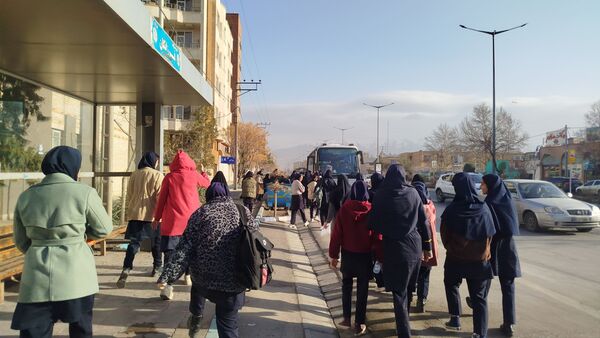 بازدید دانش‌آموزان دبیرستان پیرایش از افلاک‌نما نیشابور 