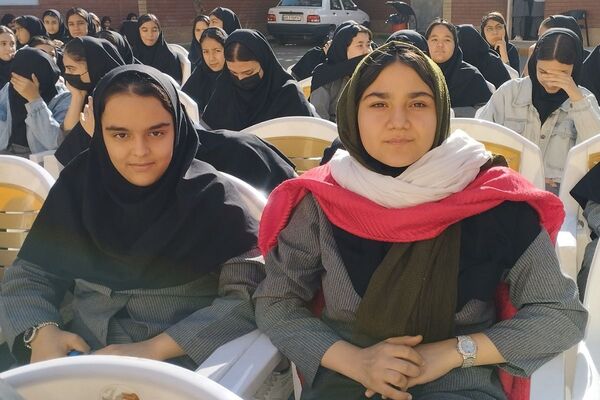 برگزاری مراسم روز دانش‌آموز در مدارس بهارستان‌دو