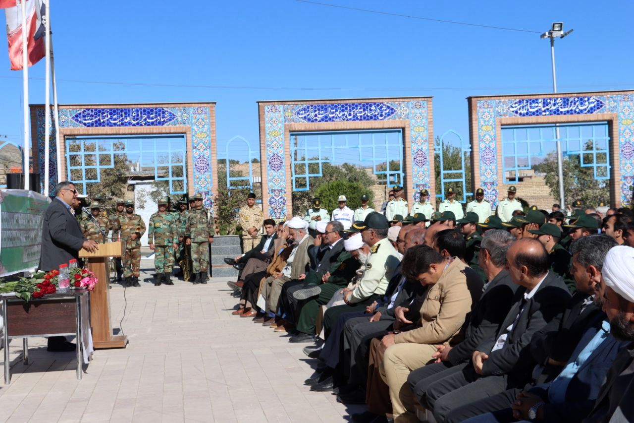 آئین عطرافشانی مزار شهدا، همزمان با هفته نیروی انتظامی