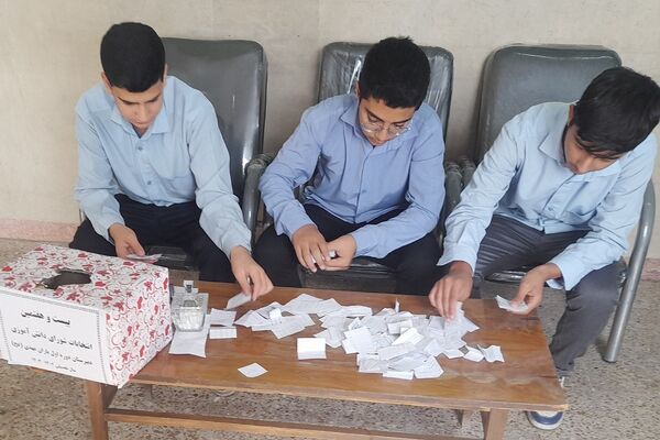 انتخابات شورای دانش‌آموزی در ناحیه 2 شهرری 