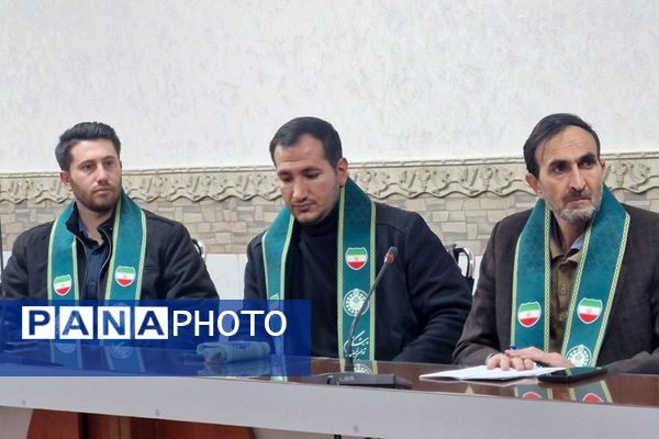 کارگاه آموزشی پیشتازان ویژه معاونین و مربیان پرورشی منطقه قرچک