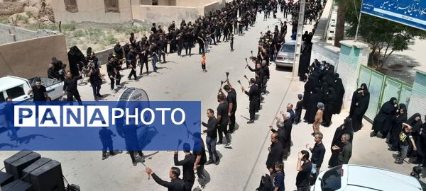 مراسم عاشورای حسینی در روستای بزنجرد