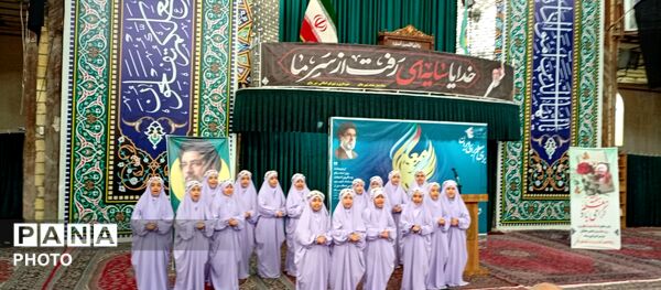 تجلیل از معلمان؛ برتر به مناسبت روز معلم در ملایر