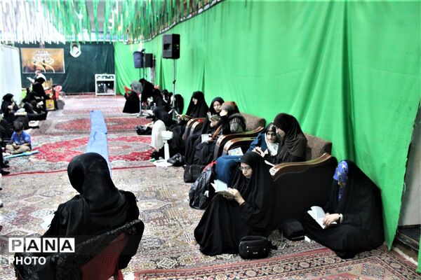 آیین روحبخش قرائت دعای عرفه در یادمان شهدای گمنام کوه خضر نبی(ع)