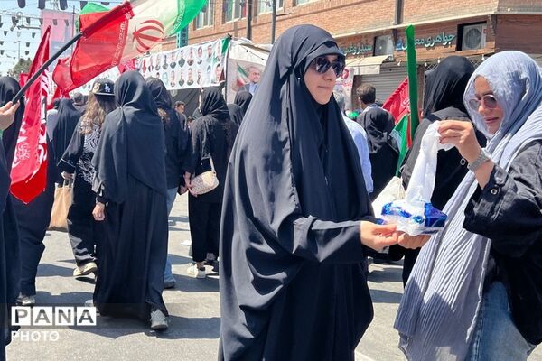 جاماندگان اربعین حسینی در مسیر قبله تهران