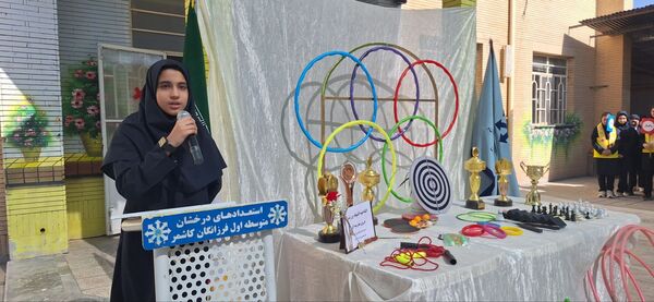 افتتاحیه المپیاد ورزشی در دبیرستان فرزانگان دوره اول 