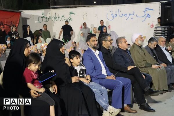 جشن الفبا و ایستادگی در تجمعات شبانه مردمی قلعه نو