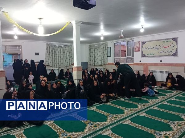 اولین جلسه انجمن اولیا و مربیان دبستان شهید عباسپور روستای عارف آباد کاشمر