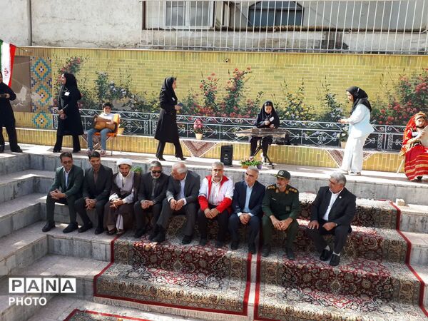 نواختن زنگ مهر در مدرسه سعدی ناحیه سه مشهد