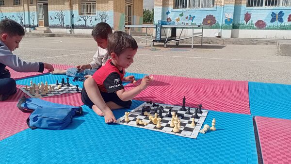 دآا، نام مادر در گویش لری