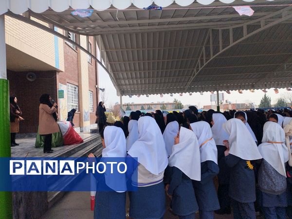 جشن میلاد امام زمان(عج) در دبستان فرهنگ فرازمند