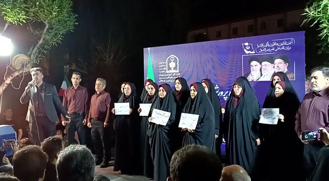 رجزخوانی دانش‌آموزان البرزی در شصت و دومین شب دفاع از ایران