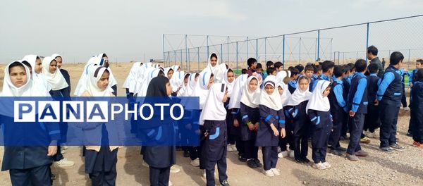 افتتاحیه چمن مصنوعی زمین فوتبال در شهرستان مه ولات