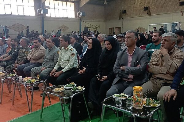 پایان پرشور هفته تربیت بدنی در پیشوا با تجلیل از قهرمانان و هنرمندان ورزشی