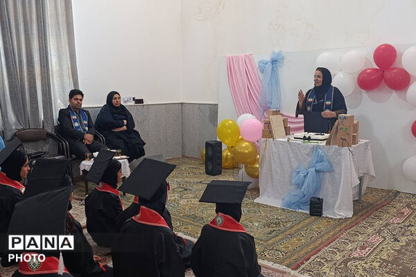 طلوع مهارت‌ها در جشن فارغ‌التحصیلی دانش‌آموزان دبستان دهگاه