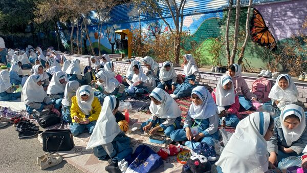 شادی و نشاط در روز جهانی کودک در دبستان لطیفه 
