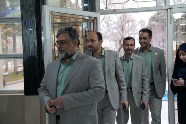برگزاری ضیافت افطار سازمان دانش‌آموزی استان اصفهان