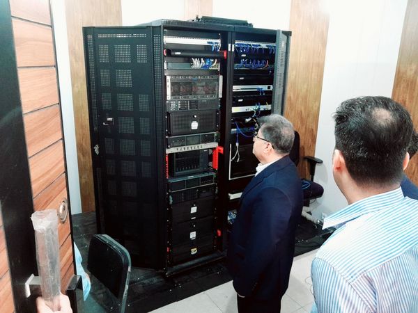 بازدید سرزده نوروزی مدیرکل آموزش و پرورش استان بوشهر از دوایر مختلف اداره‌کل