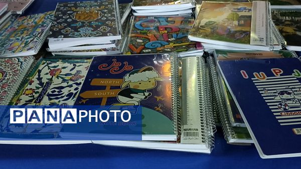 فروشگاه نوشت افزار ایرانی-در امامزاده حسین ابن کاظم(ع)در طبس