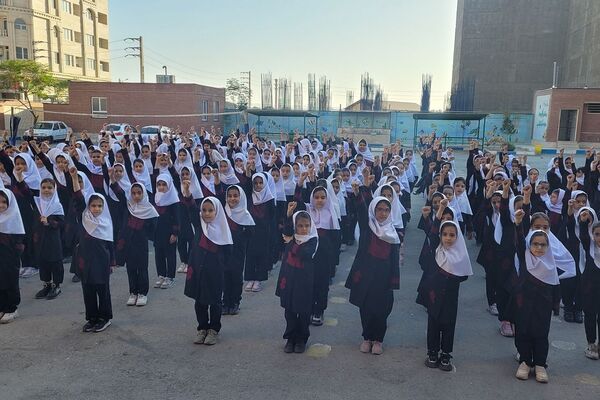 برگزاری صبحگاه‌ در کهریزک با برنامه‌های متنوع