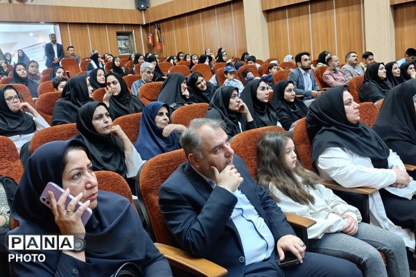  آیین گرامی‌داشت «سلامت و امنیت با سفیران سلامت» در ورامین