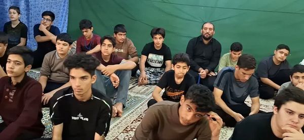 مراسم معنوی اعتکاف دانش‌آموزی در حسن‌آباد جرقویه علیا 
