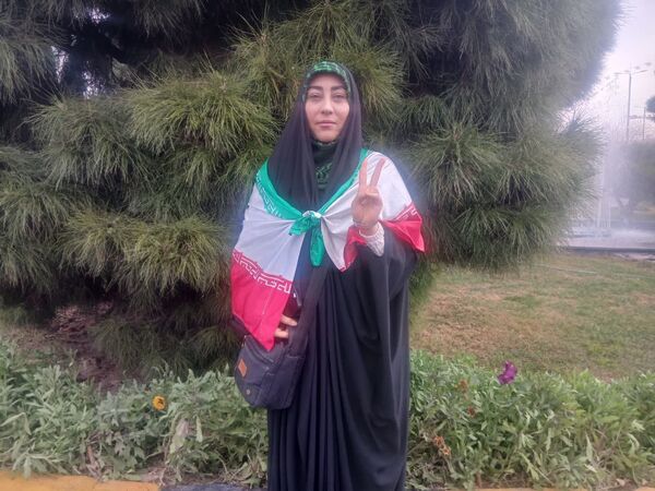 جلوه هایی از راهپیمایی جشن پیروزی انقلاب در شهر قم