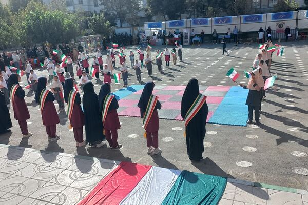 طرح میدان پویا در دبستان مهر شهریار برگزار شد