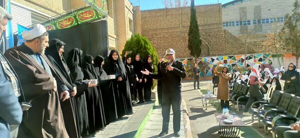 یادواره 118 شهید دانش‌آموز شهرستان بجنورد در مدرسه شاهد فاطمه زهرا(س)