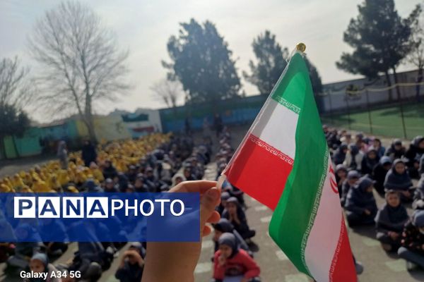 از کلاس درس تا شکوه انقلاب؛ شور دانش آموزی،  شور فجر