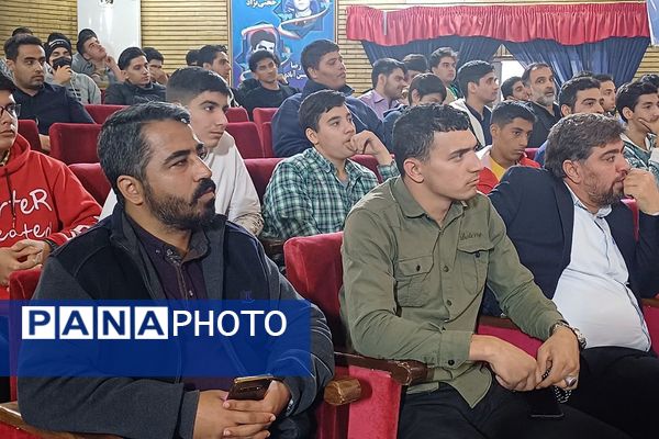 یادواره شهدای دانش‌آموز شهرستان ورامین 