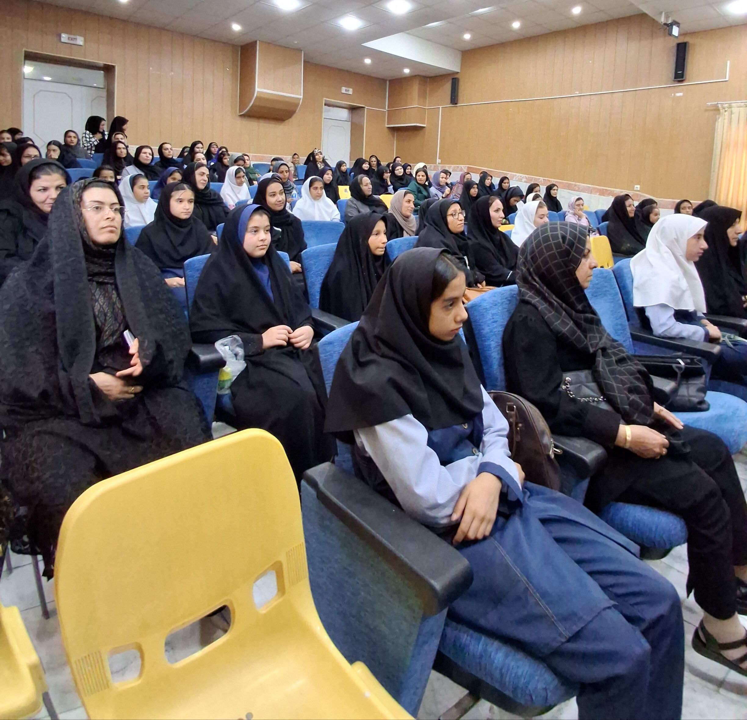 افتتاحیه انجمن‌های دانش‌آموزی و مربیان طرح برکت دختران در کانون سمیه شهرستان شیروان