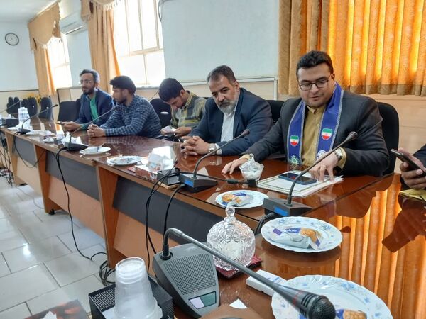 نشست خبرنگاران پانا با مدیر آموزش و پرورش ناحیه 3 قم