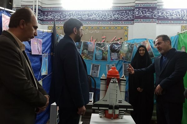 جشن انقلاب در ناحیه دو شهرری با حضور معاون پرورشی و فرهنگی شهرستانهای استان تهران 