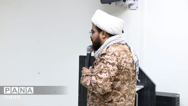 تجدید پیمان، بر مدار ایران
