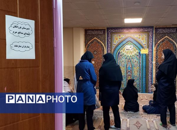 برگزاری محفل انس با قرآن در مرکز پرورش استعدادهای درخشان فرزانگان شهرستان ملارد