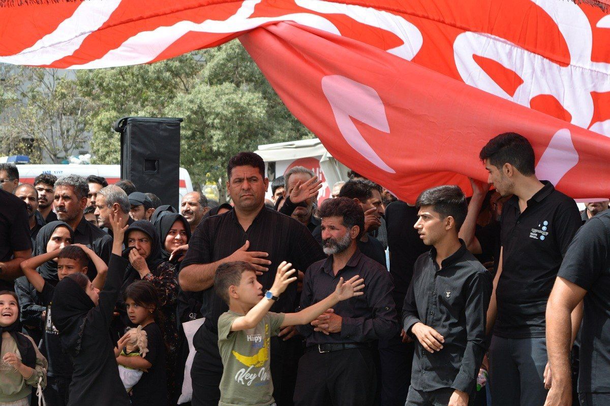  انا علی العهد، ما نسل ظهوریم