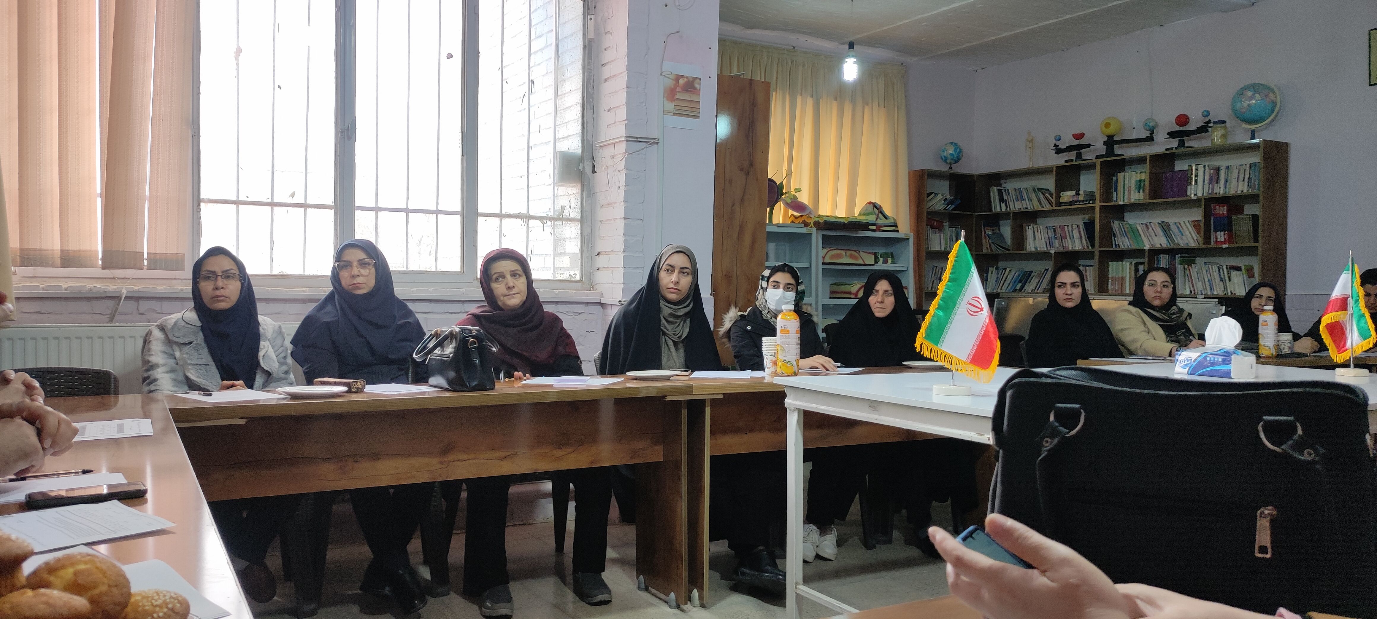 برگزاری کارگاه هدایت تحصیلی پایه نهم در دبیرستان فرزانگان شیروان