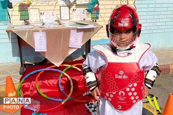 تجلیل از دانش‌آموزان توانمند دبستان «نشر علم» در هفته تربیت بدنی و ورزش