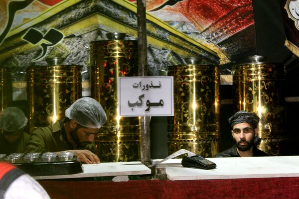 تئاتر دلدادگی در مکان سلسله الذهب نیشابور در شب هفتم محرم 