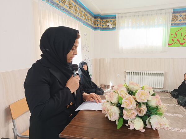 کارگاه آموزشی، برای اولیا دانش‌آموزان در اردبیل