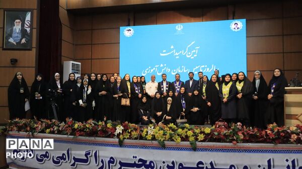 چهره‌های درخشان سازمان دانش‌آموزی زیر ذره‌بین دوربین‌ها