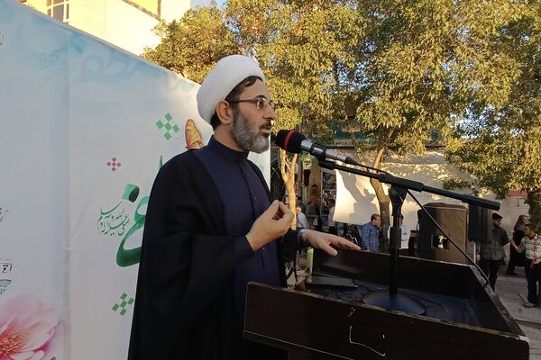 جشن ولادت پیامبر اکرم (ص) و امام جعفر صادق (ع) در اسلام آباد غرب