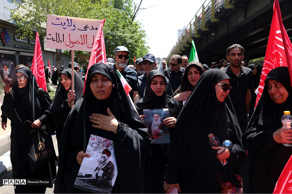 مراسم تشییع پیکر مطهر رهبر شهید انقلاب در تهران - 1
