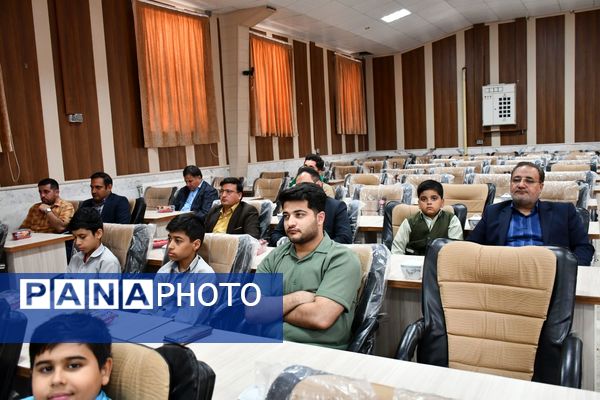 جشن ستارگان آموزش و پرورش مه‌ولات