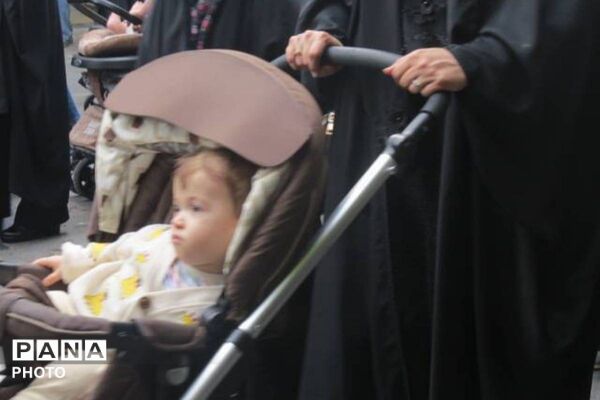 لشگر سربازانِ در گهواره
