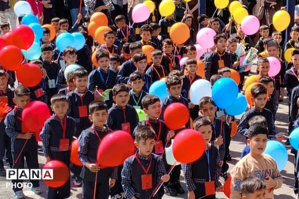 زنگِ مهر در بهارستان دو؛ از فرشته‌ها تا شکوفه‌ها