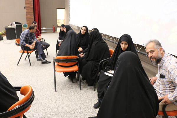 همایش سراسری «ما با هم می آموزیم»